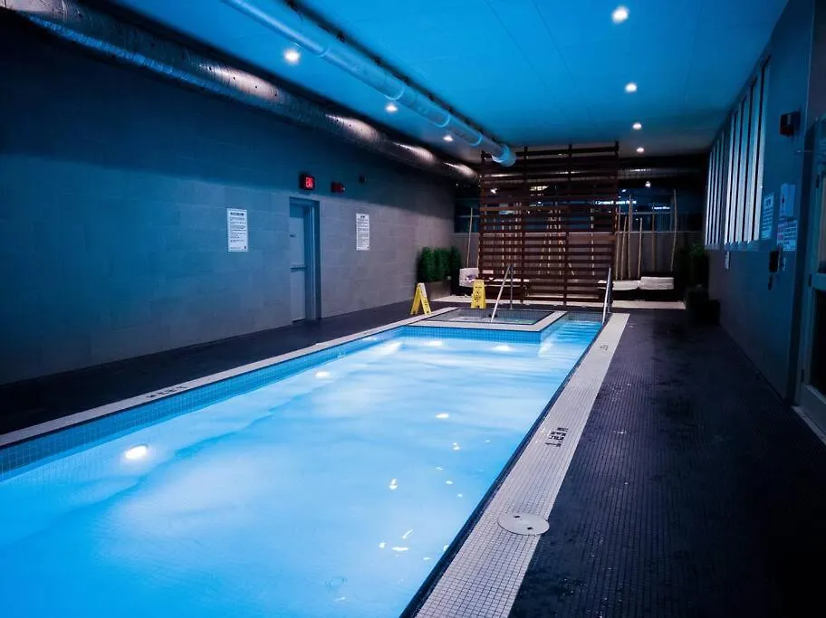 Apartment Luxury 2Br Toronto Downtown Condo W/ Cn Tower View