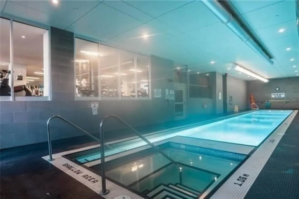 Apartment Luxury 2Br Toronto Downtown Condo W/ Cn Tower View Canada