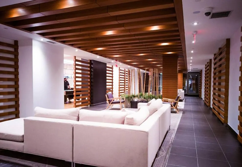 Luxury 2Br Toronto Downtown Condo W/ Cn Tower View