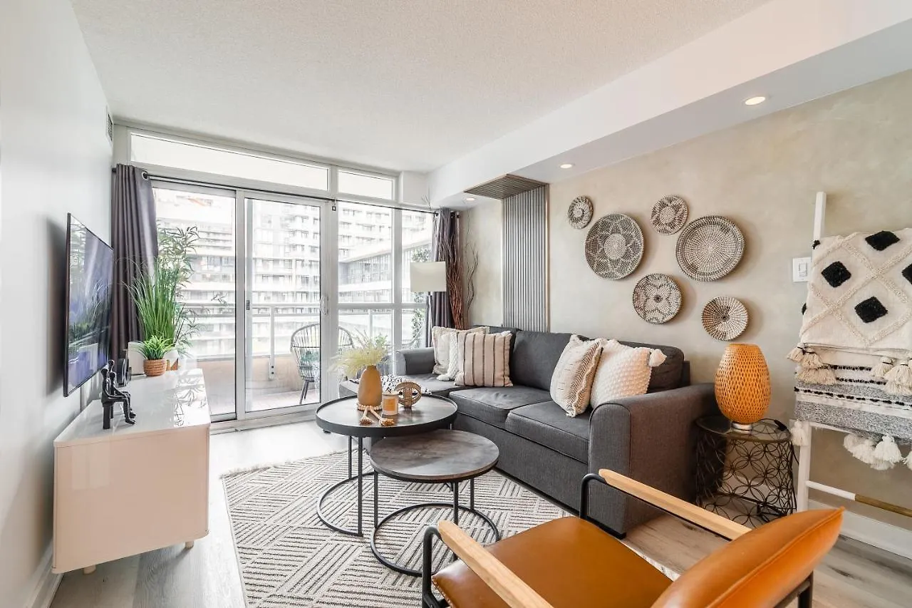 Luxury 2Br Toronto Downtown Condo W/ Cn Tower View Apartment